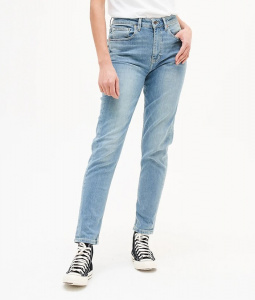 Kuyichi Jeans "Nora Loose Tapered" - faded blue