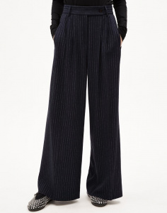 Webhose "Kaayua Pinstripe" - night sky/white