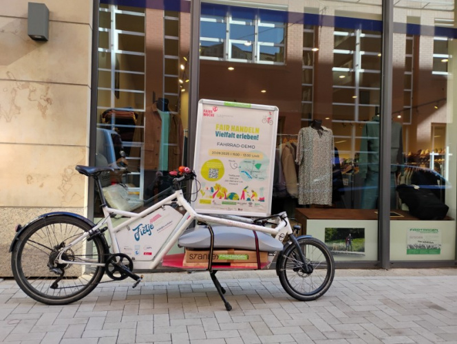 FAHRRAD-DEMO zur Fairen Woche 2025 FAHRRAD-DEMO zur Fairen Woche 2025
